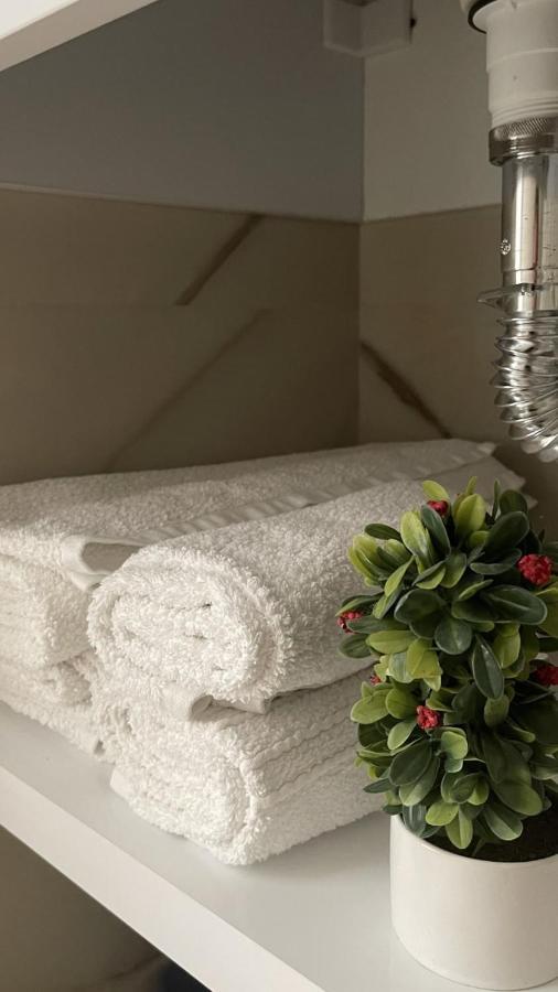 Hotel Ms Саранда Екстер'єр фото